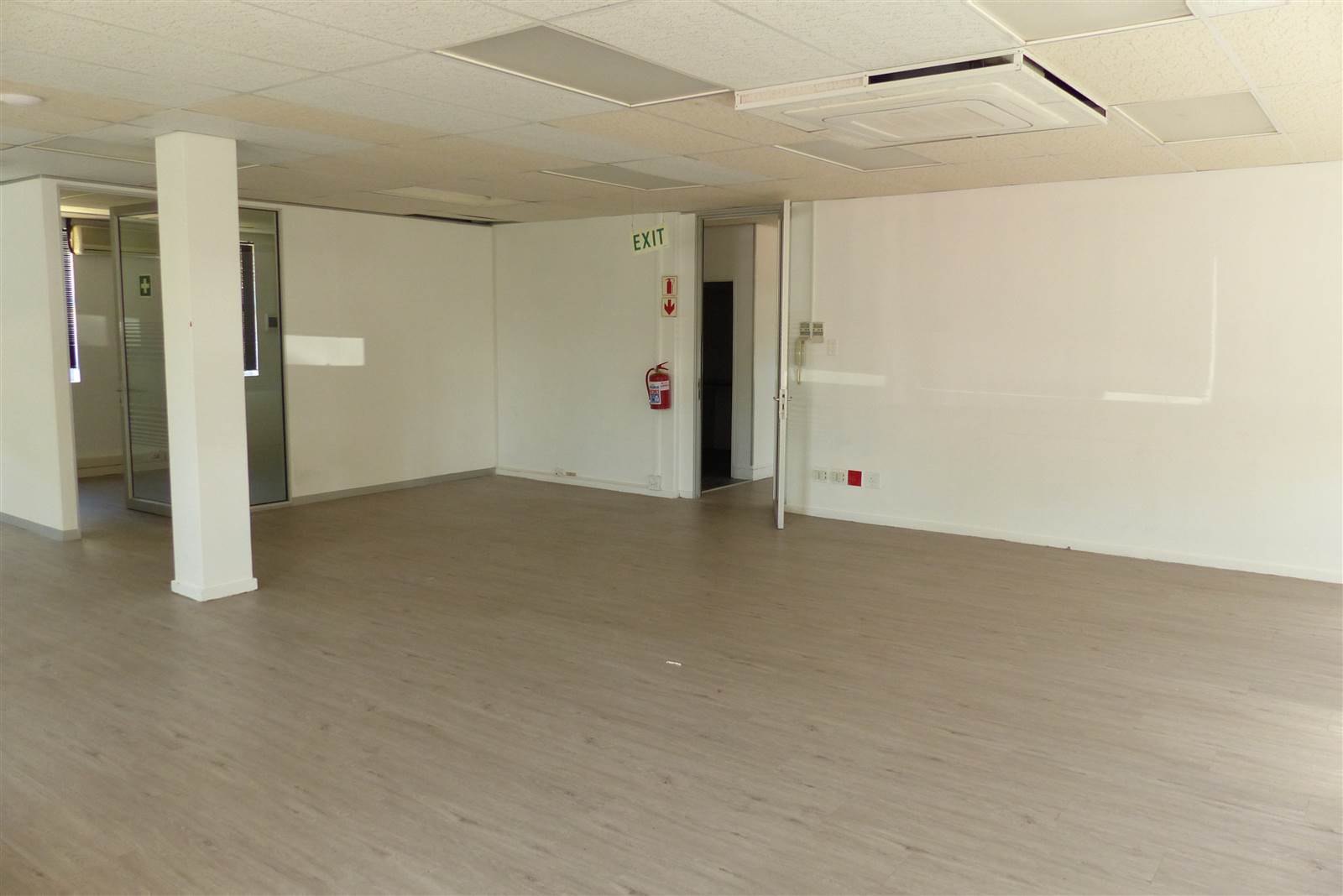 275  m² Commercial space in Brandwacht photo number 8