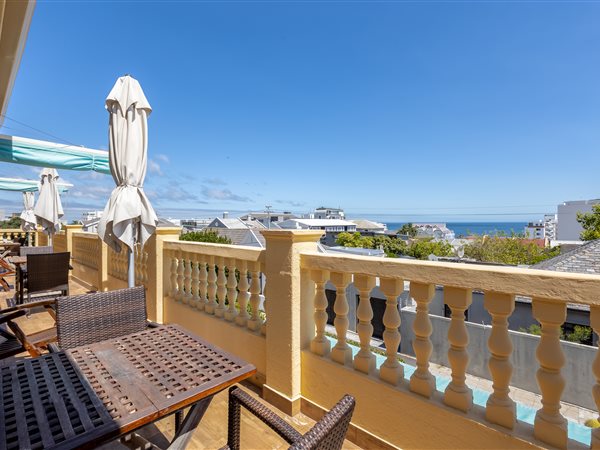 7 Bed House in Bantry Bay