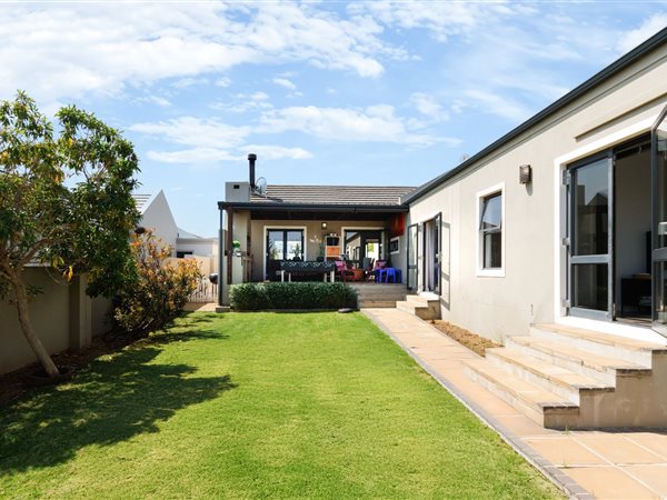 3 Bedroom House 3 Bedroom House