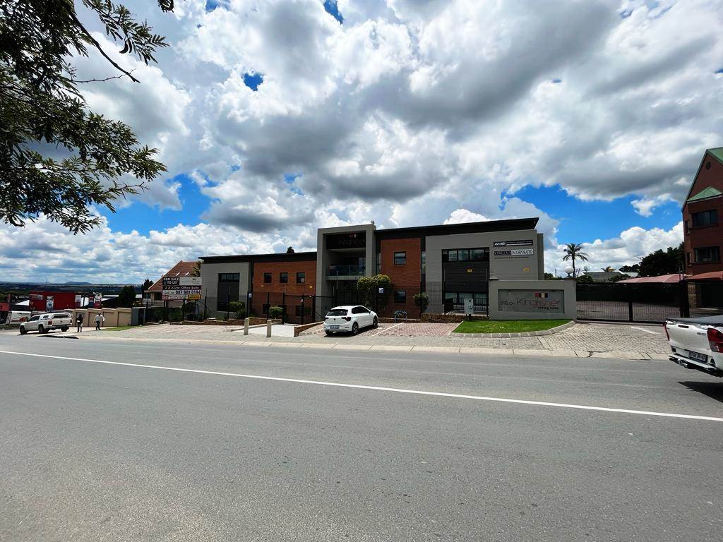227  m² Commercial space in Fourways photo number 2