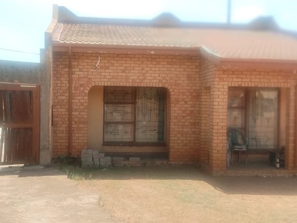 3 Bedroom House 3 Bedroom House