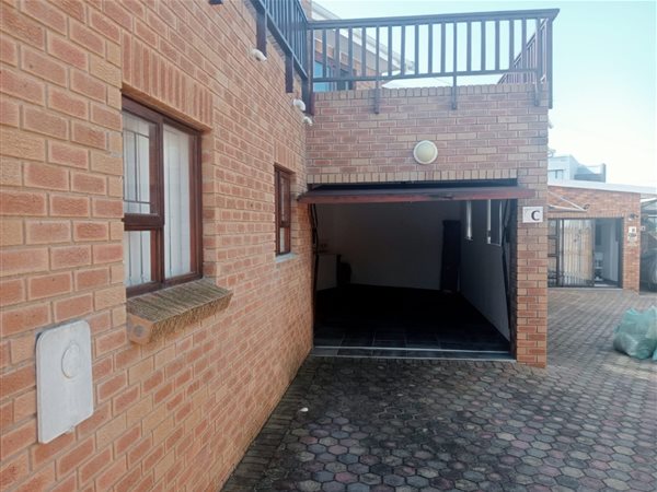 3 Bedroom Apartment 3 Bedroom Apartment
