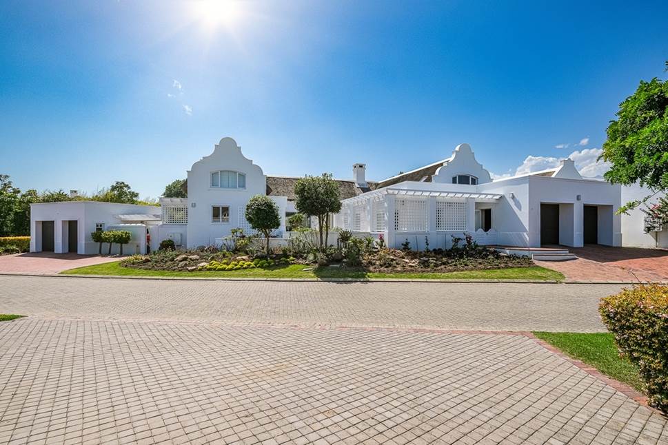 6 Bed House in Fancourt photo number 12