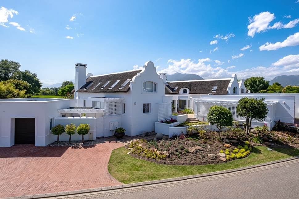 6 Bed House in Fancourt photo number 4