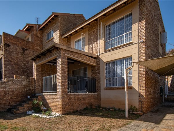 2 Bedroom House