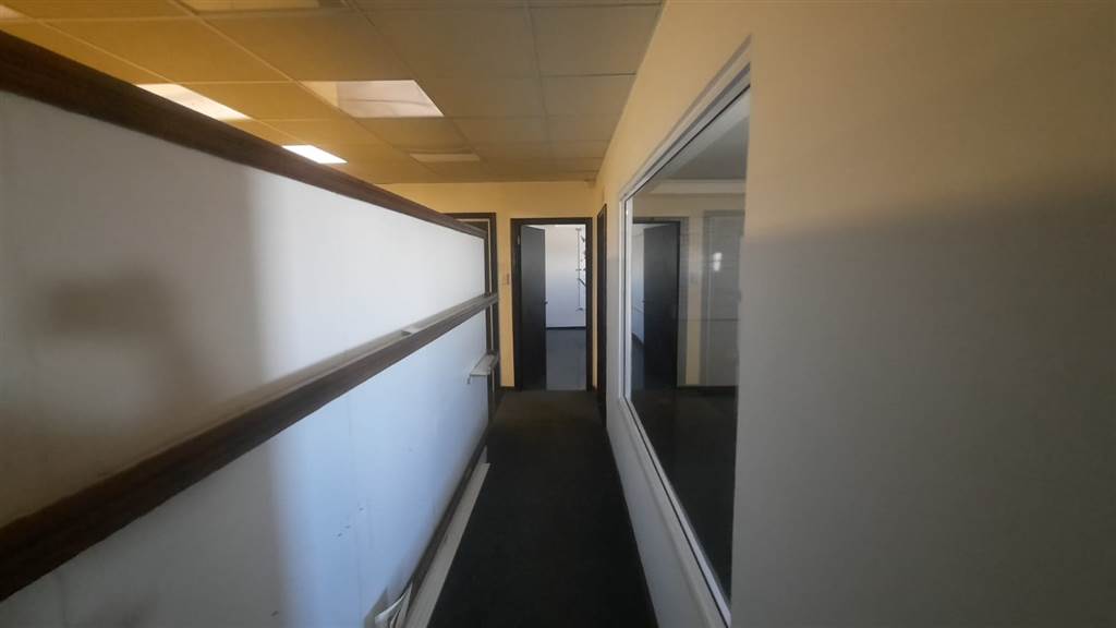 193  m² Industrial space in Umgeni Business Park photo number 5
