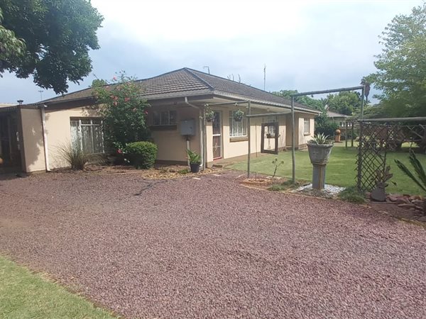 14 Bed House in Witbank