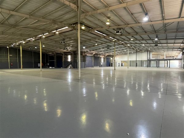 6 143  m² Industrial space