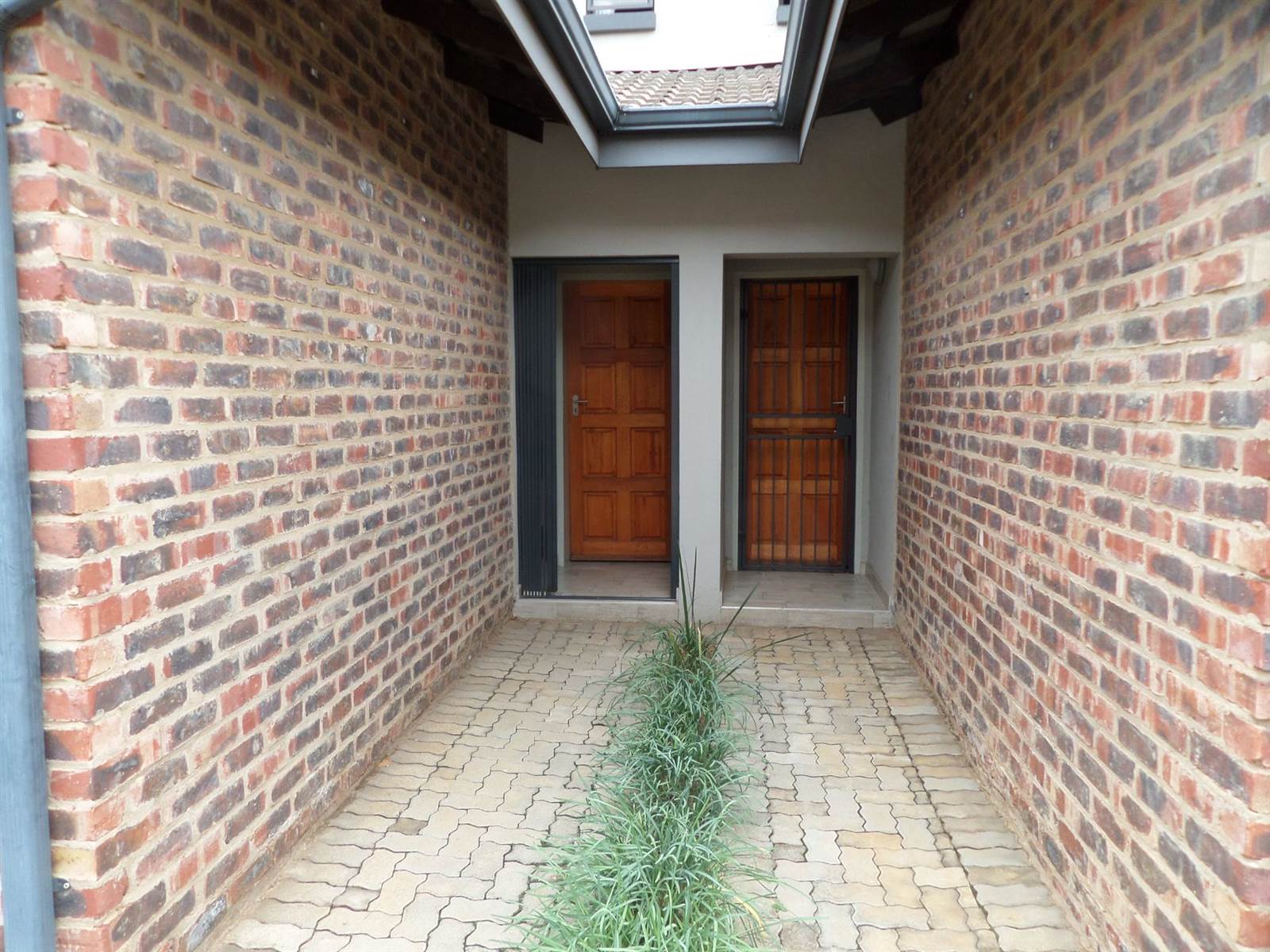 3 Bed Townhouse in Doornpoort and surrounds photo number 27