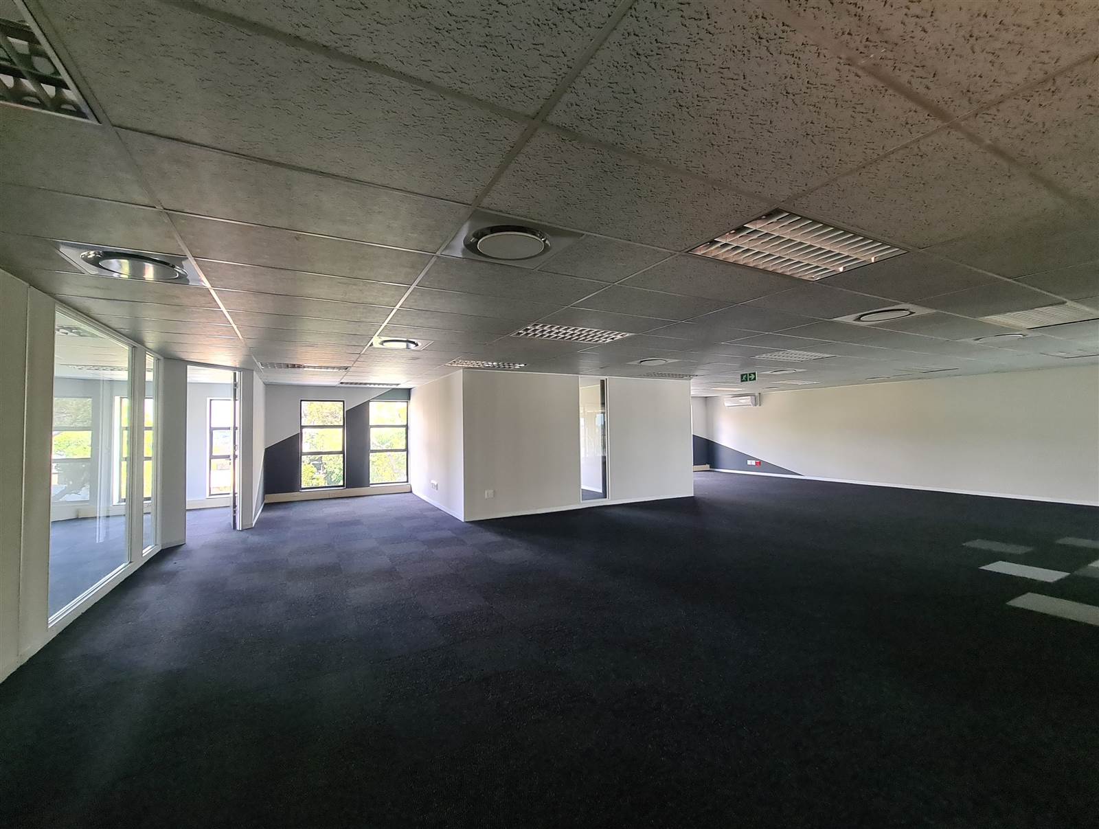 292  m² Commercial space in Hurlingham photo number 9