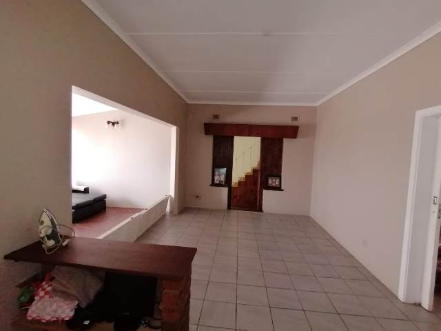 4 Bed House in Pumula photo number 30