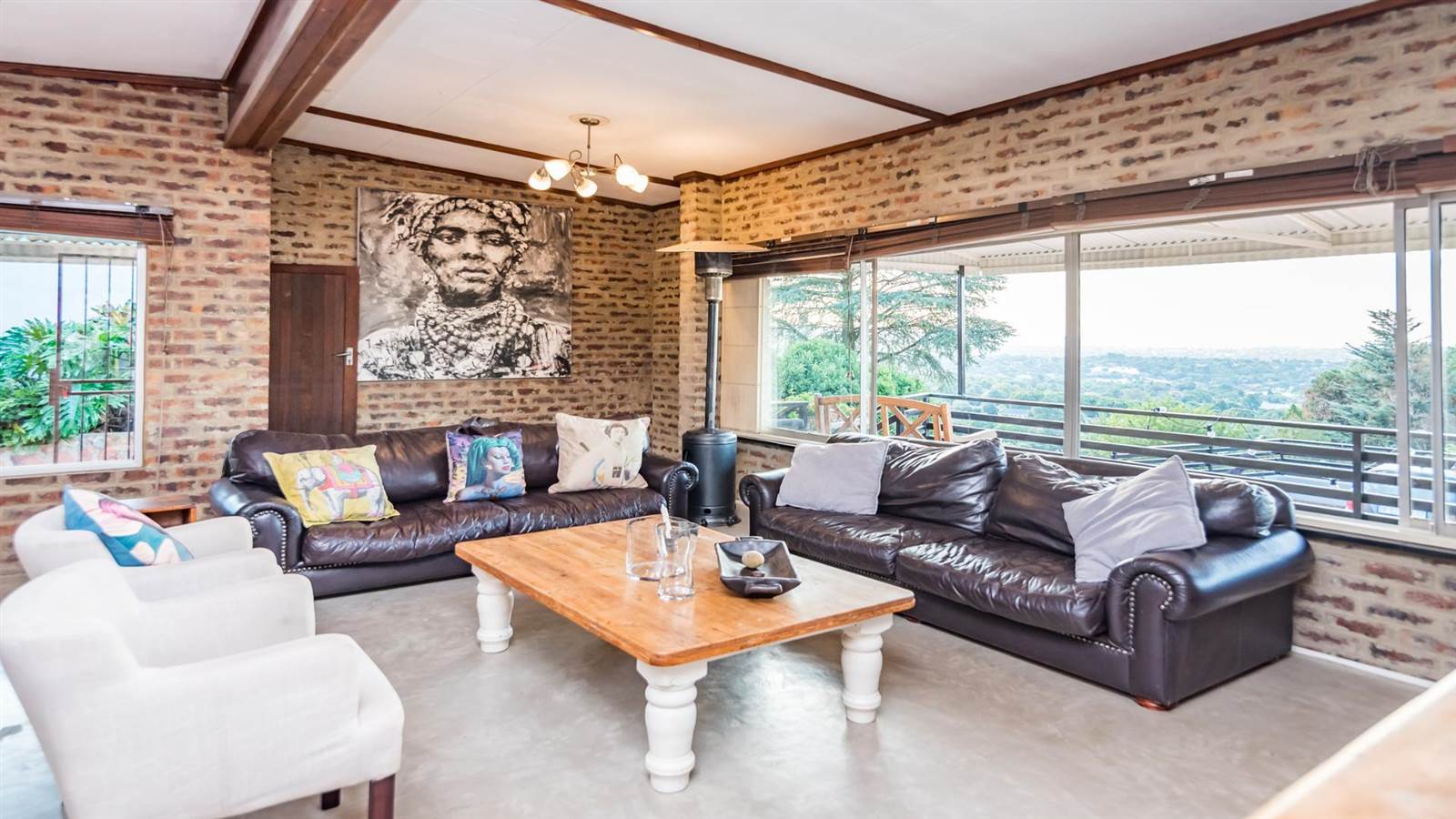 3 Bed House in Northcliff photo number 8