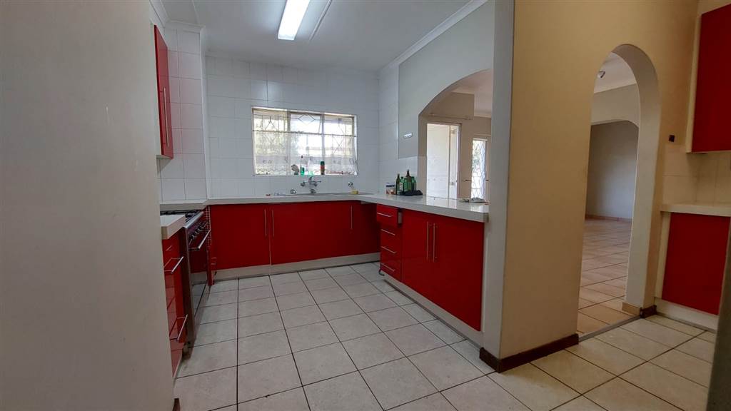 3 Bed House in Edenvale photo number 24