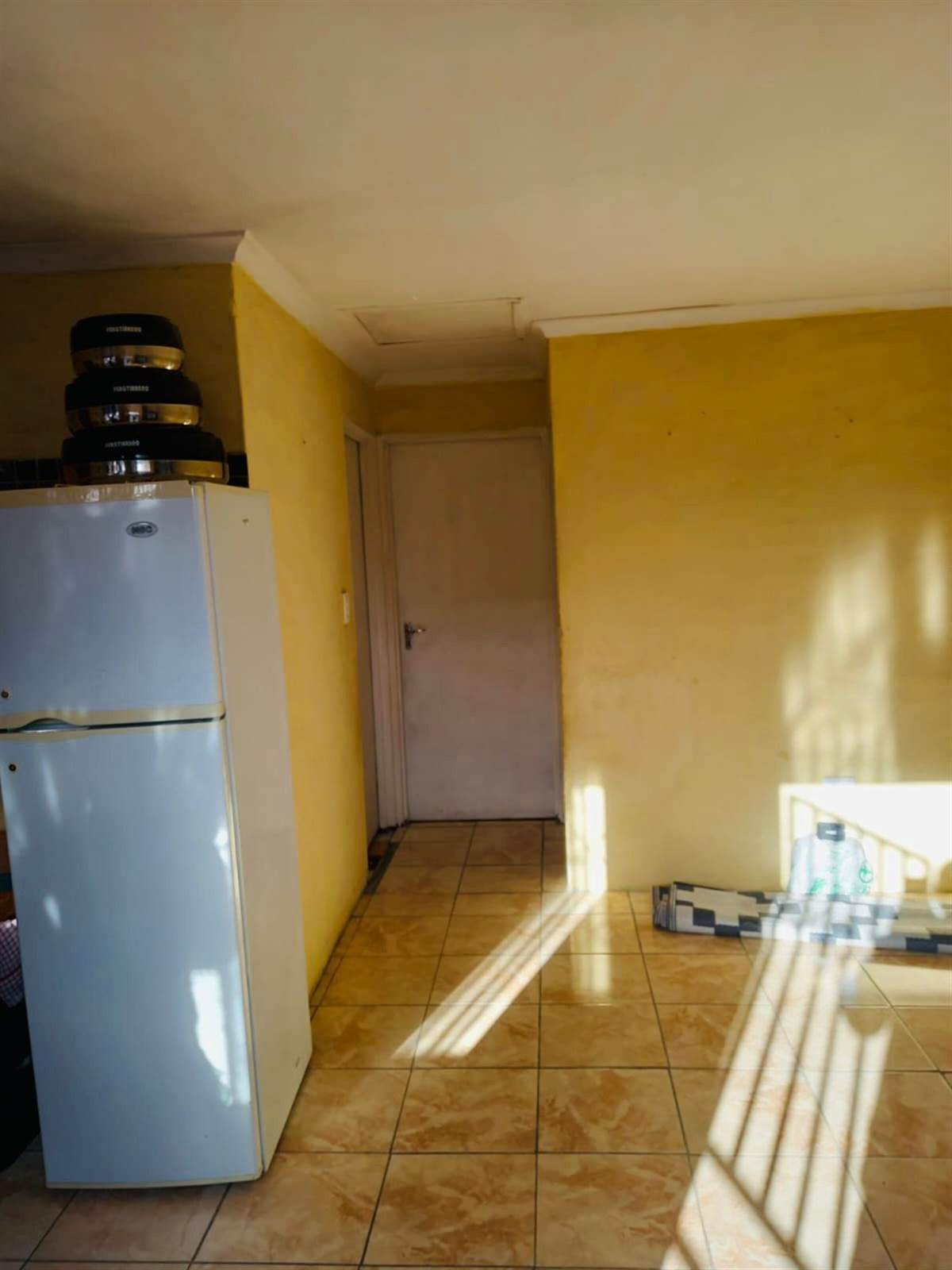 2 Bed House in Mfuleni photo number 6