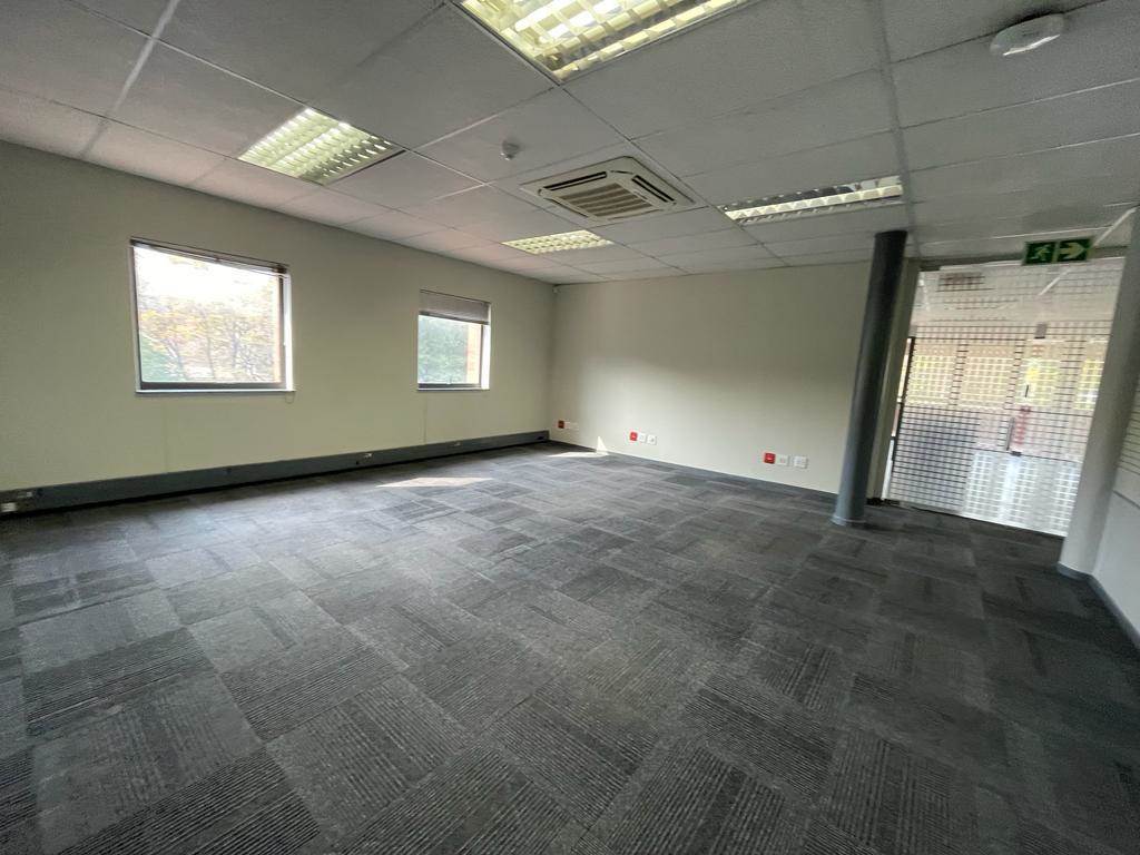 2037  m² Commercial space in Vorna Valley photo number 28