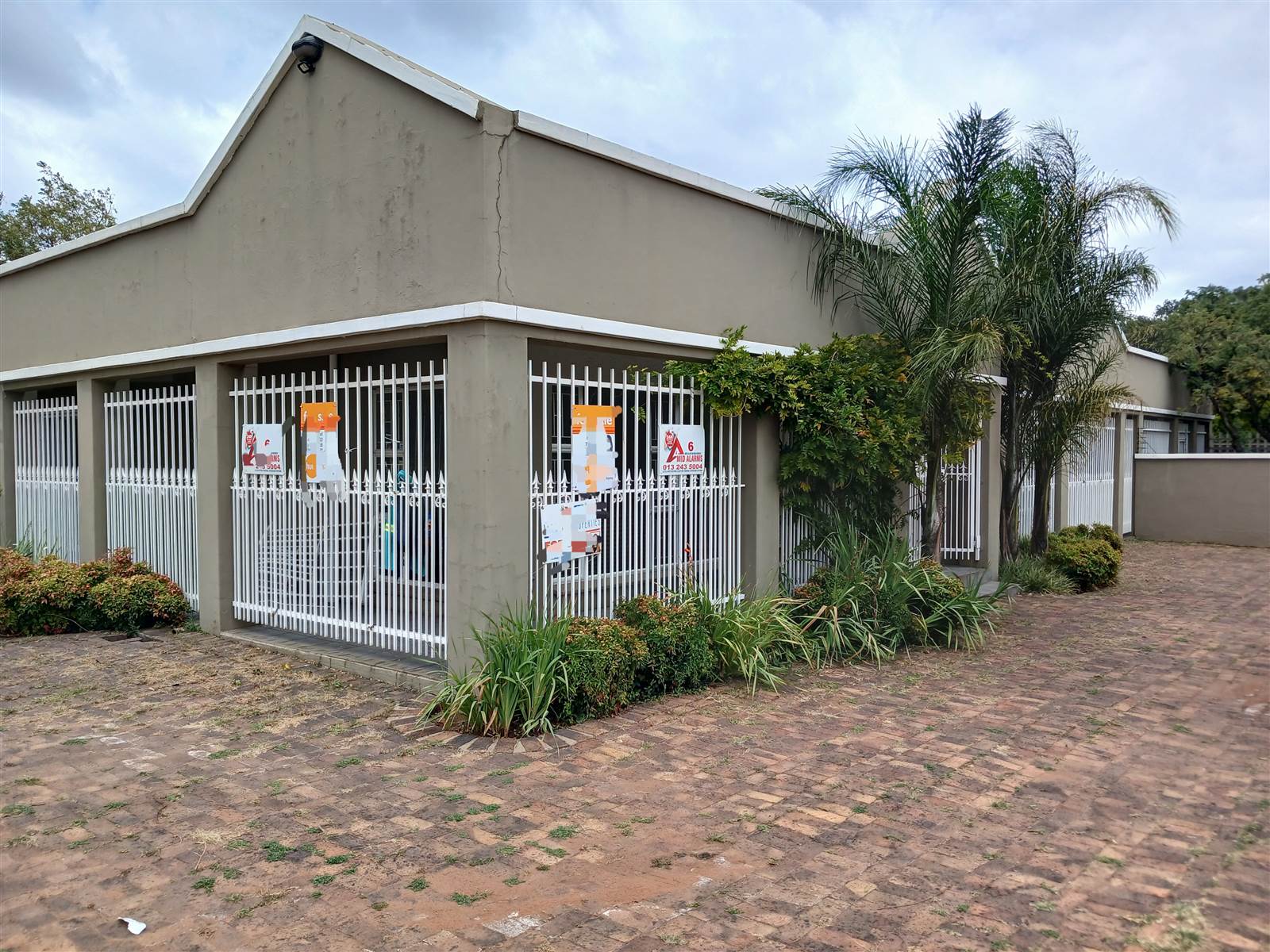 580  m² Commercial space in Middelburg Central photo number 1