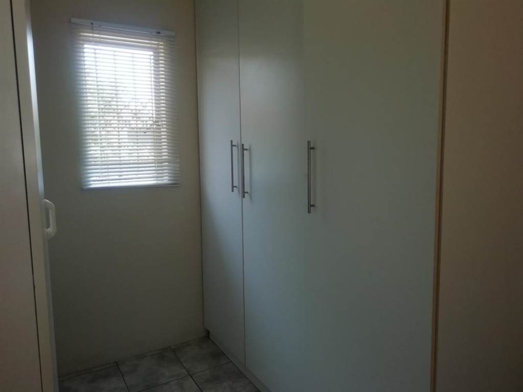 4 Bed House in Witbank Central photo number 19