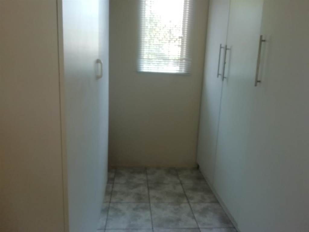 4 Bed House in Witbank Central photo number 24