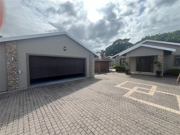 4 Bedroom House 4 Bedroom House