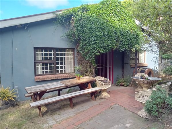 3 Bedroom House 3 Bedroom House