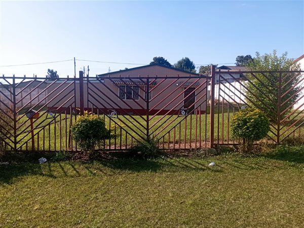 3 Bedroom House 3 Bedroom House