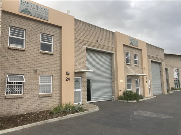 221 m² Industrial space 221 m² Industrial space