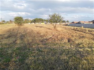 1495 m² Land available in Riversdale