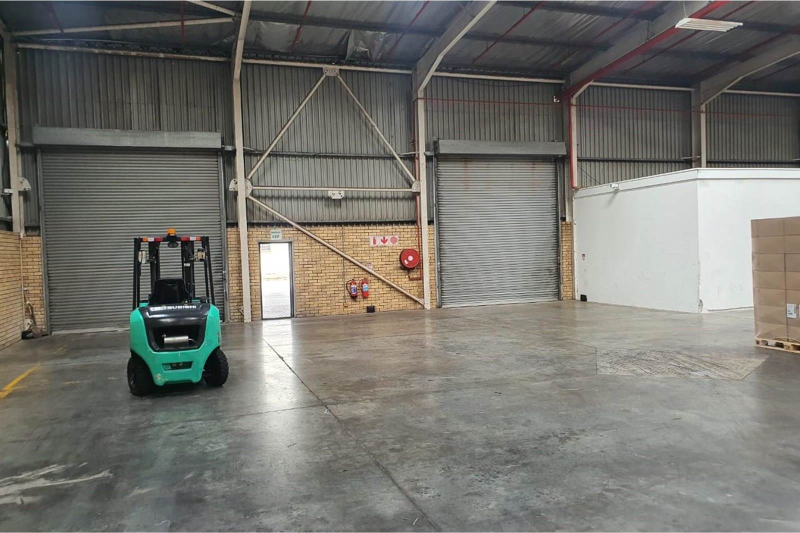1485  m² Industrial space in Deal Party photo number 15