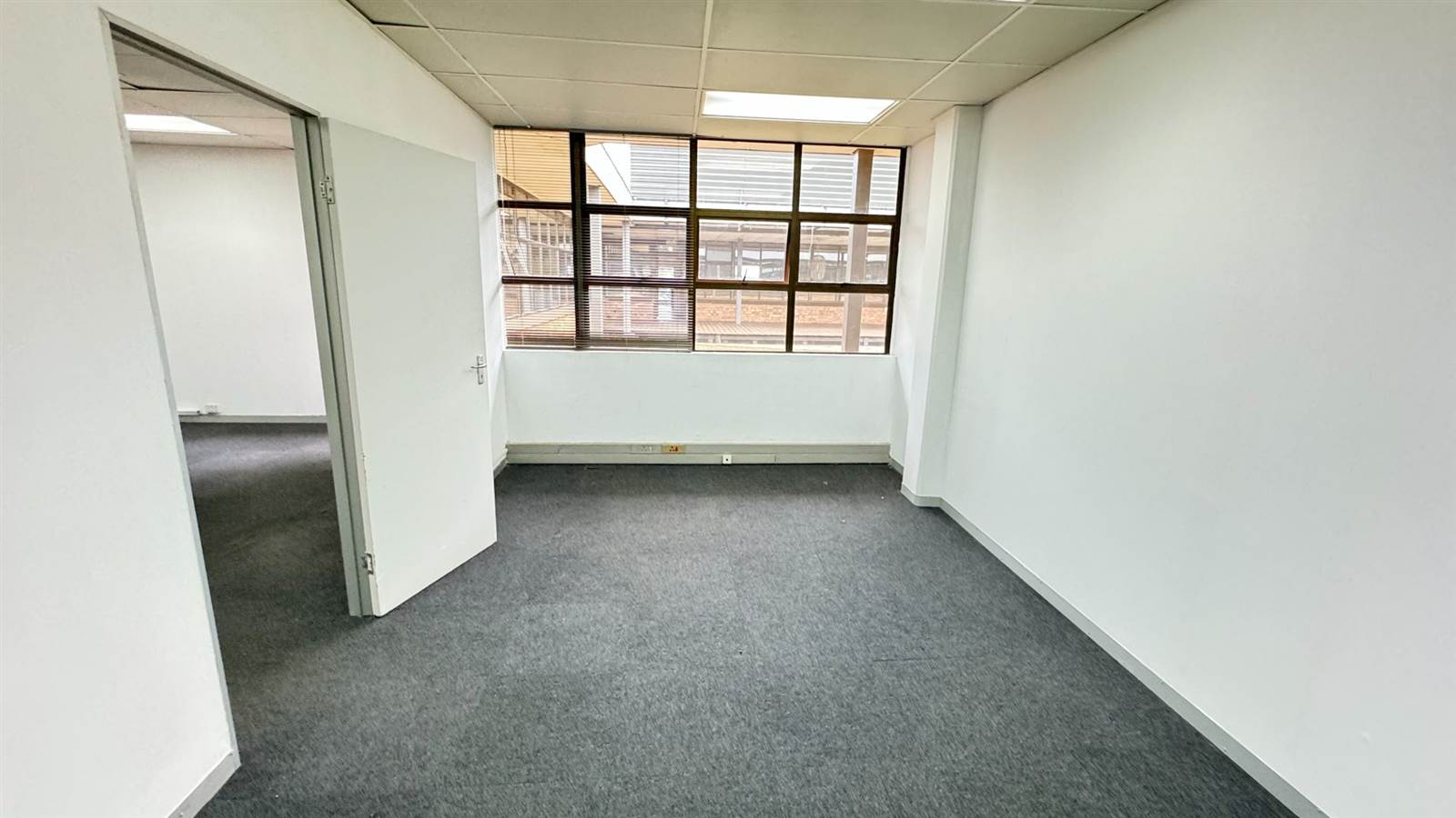 74  m² Office Space in Erasmusrand photo number 7