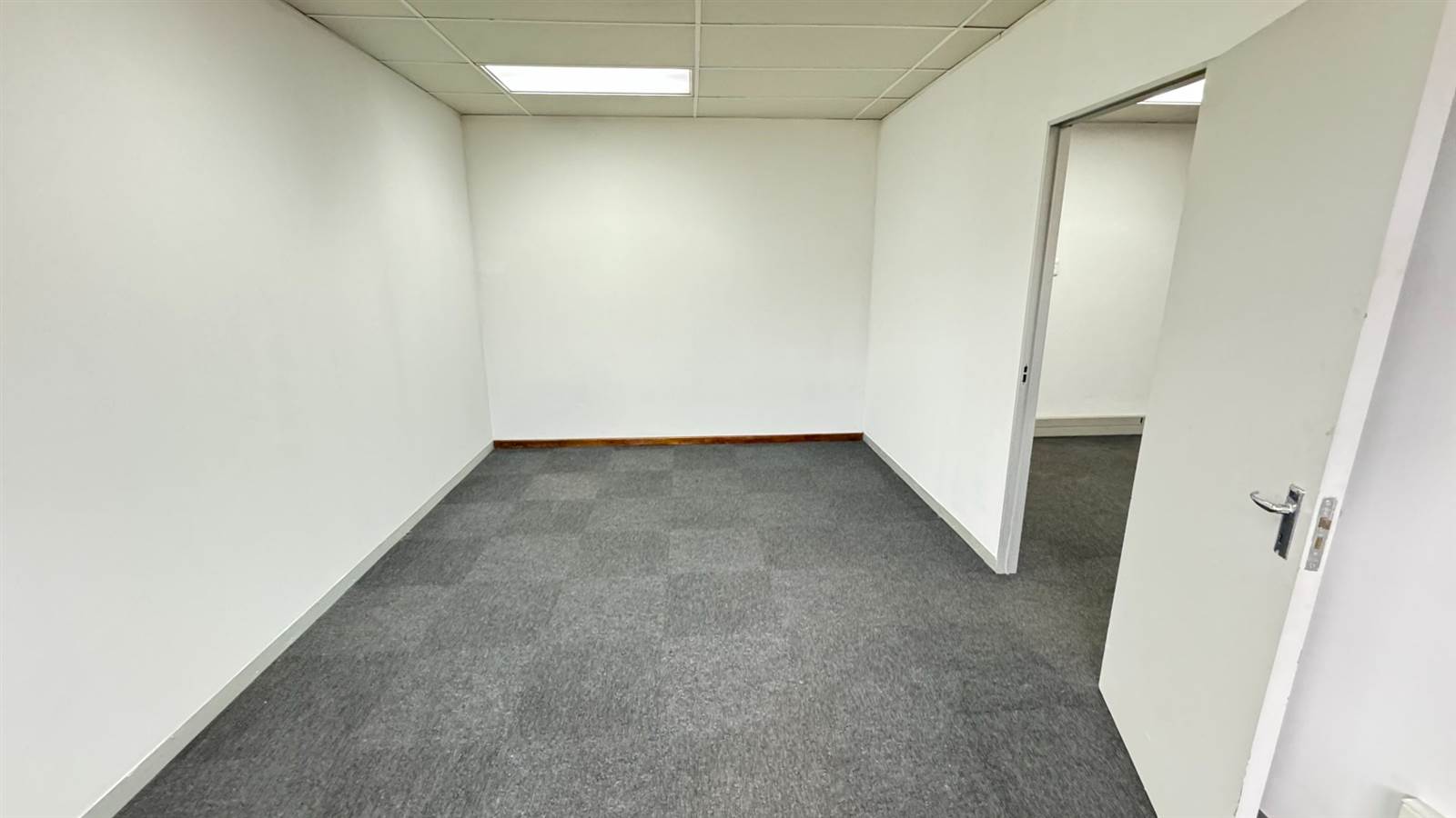 74  m² Office Space in Erasmusrand photo number 5