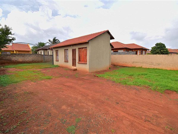 3 Bedroom House 3 Bedroom House