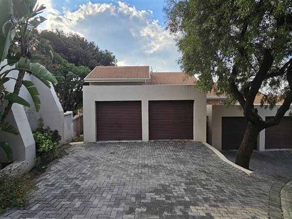 2 Bedroom Townhouse 2 Bedroom Townhouse
