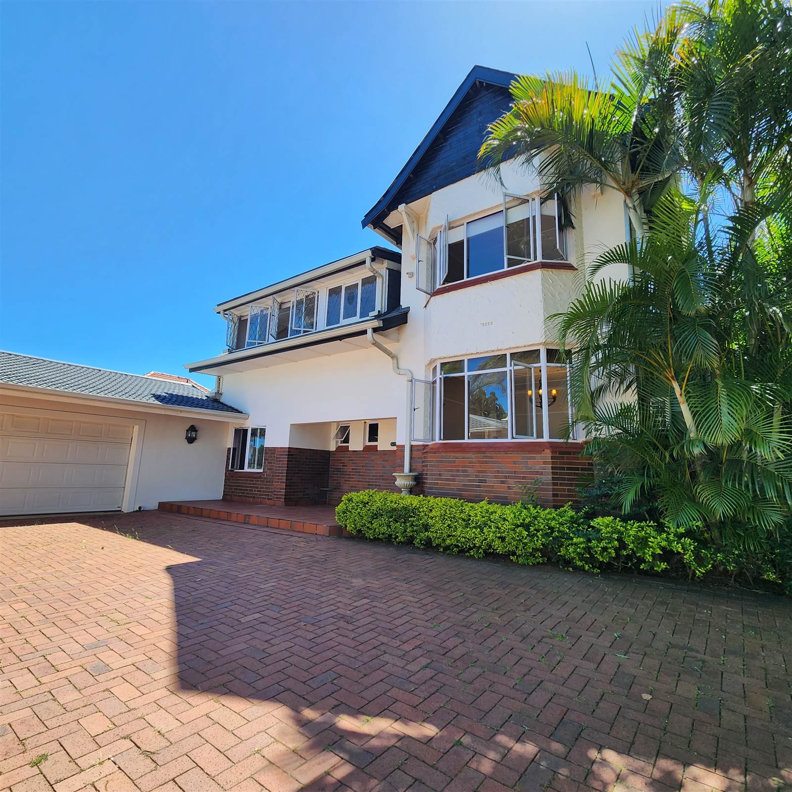6 Bed House in Durban North photo number 1