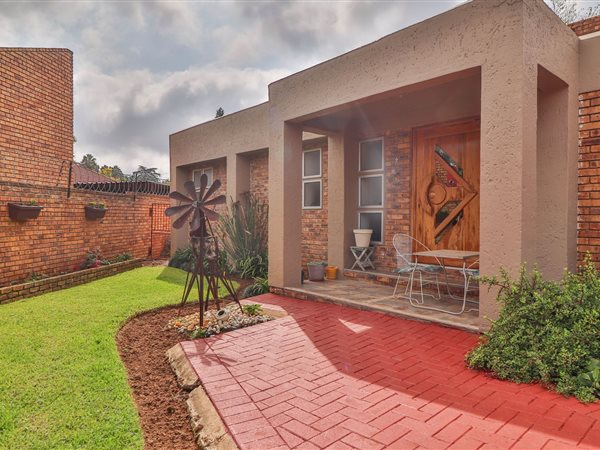 3 Bedroom House 3 Bedroom House
