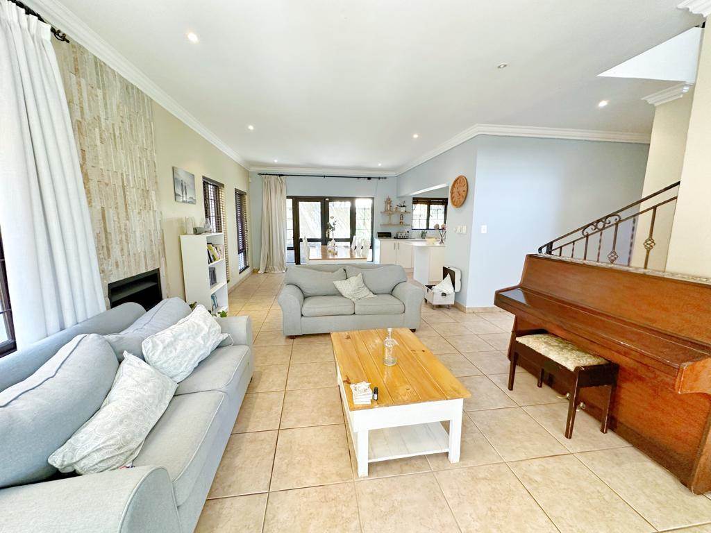 3 Bed Cluster in Bryanston photo number 6