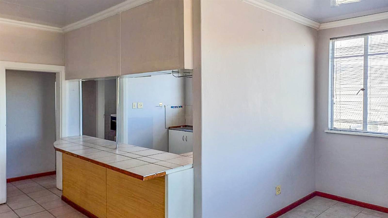 3 Bed Flat in Paarl Central East photo number 1