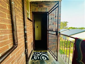 2 Bed Apartment in Hamberg