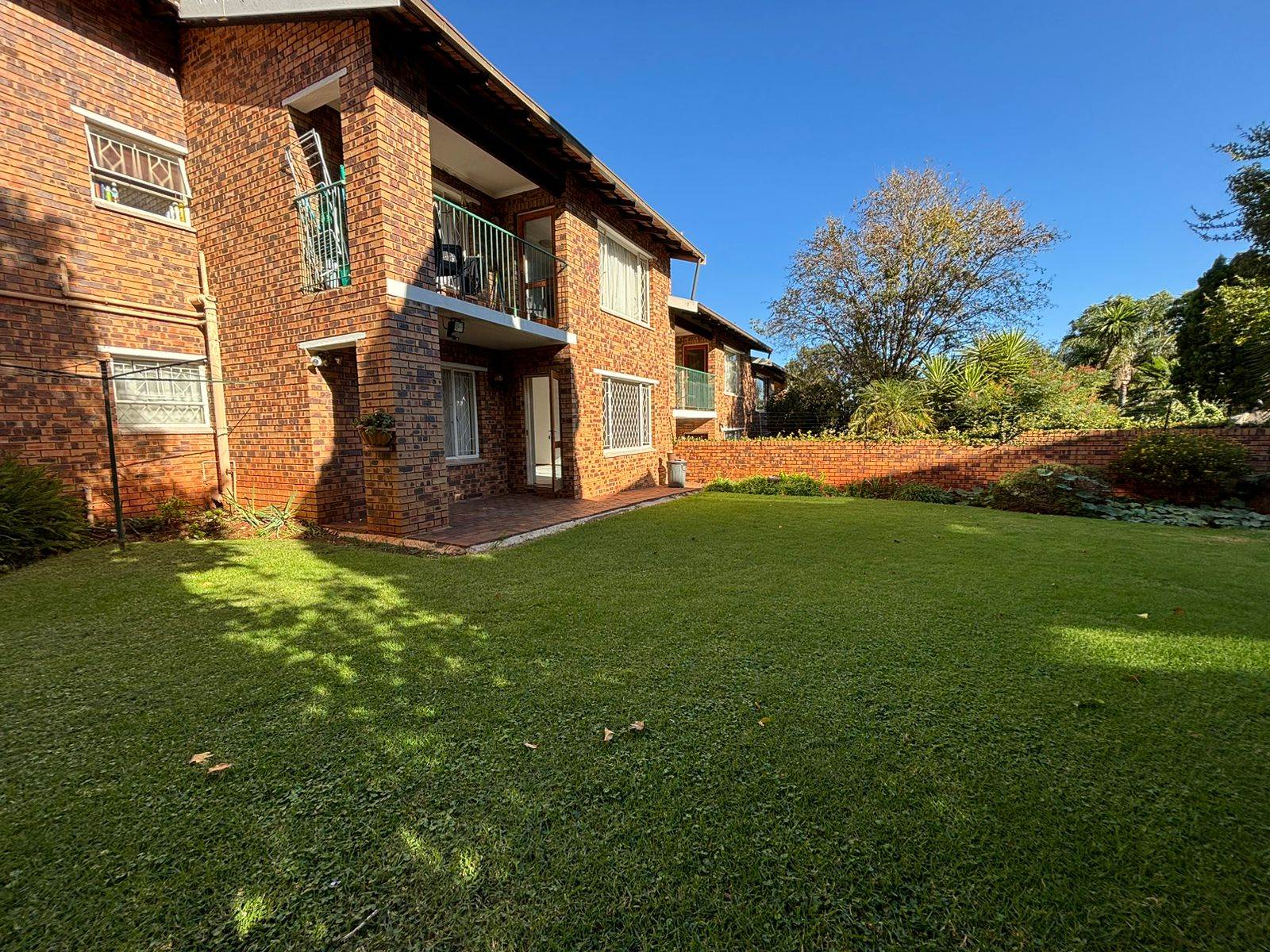 3 Bed Apartment in Northcliff photo number 1