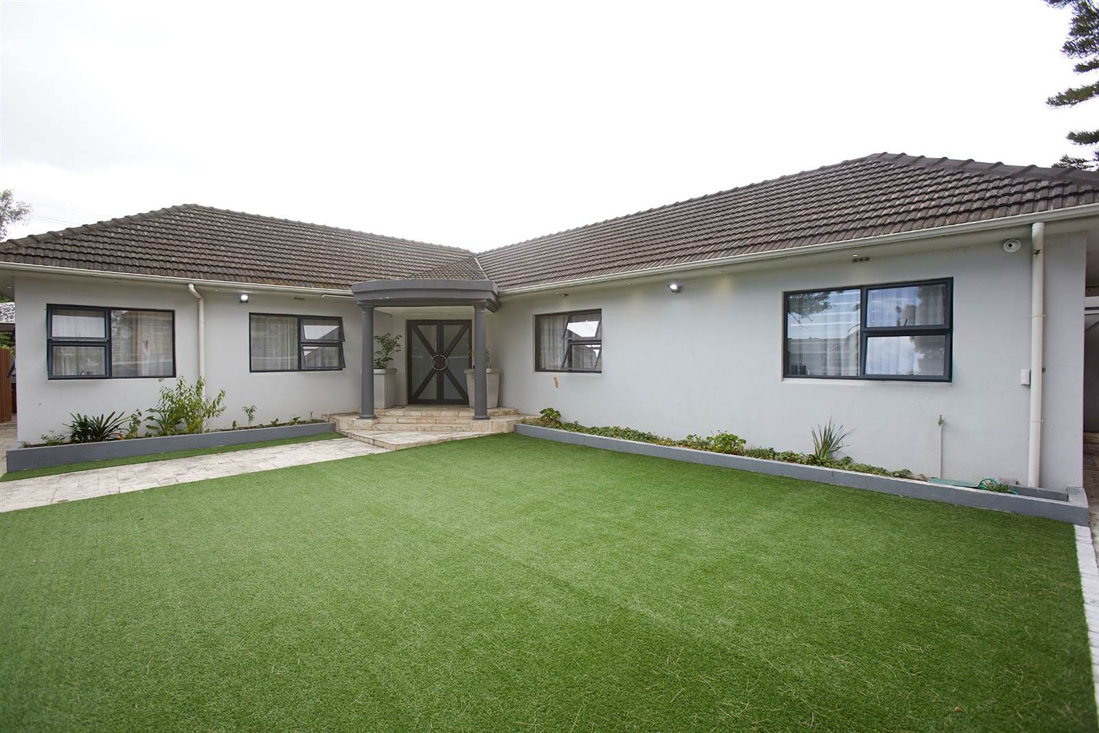 6 Bed House in Pinelands photo number 30