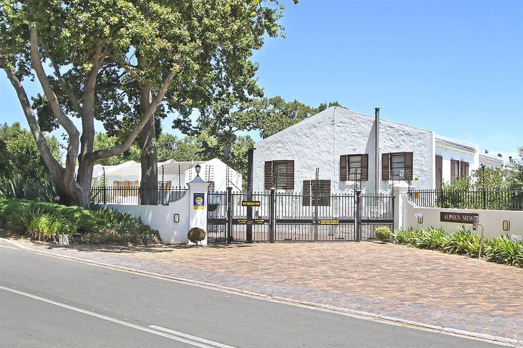 3 Bed House in Constantia photo number 26