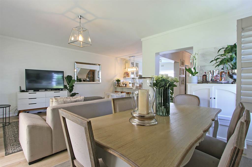 3 Bed House in Constantia photo number 8