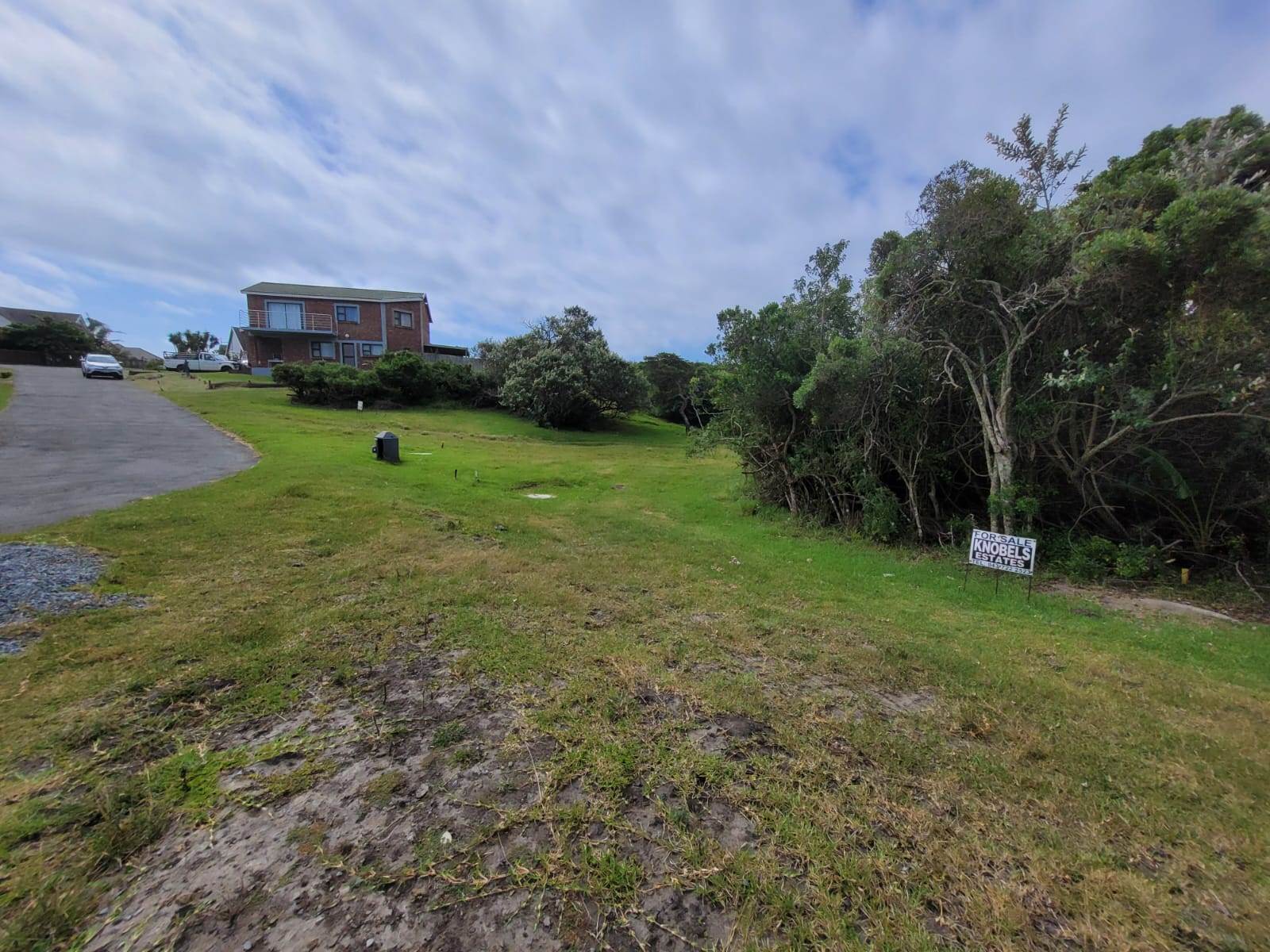 583 m² Land available in Cove Rock photo number 3