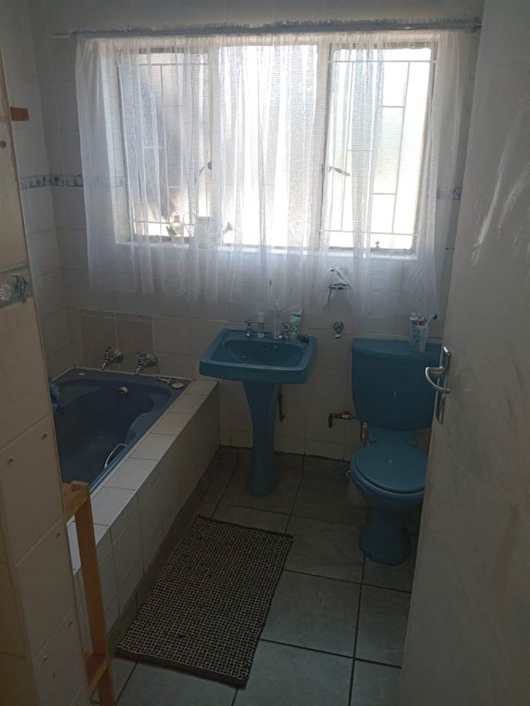 3 Bed House in Riebeeckstad photo number 24