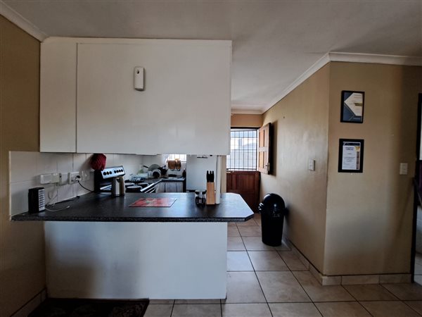 2 Bed House in Muizenberg