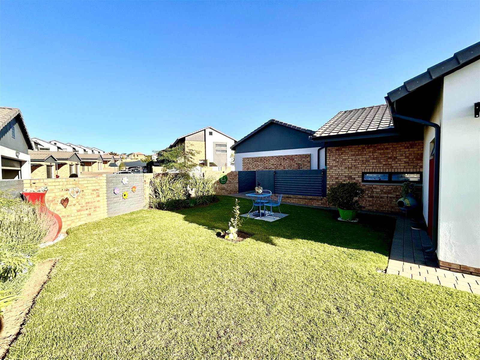 3 Bed Townhouse in Rooihuiskraal North photo number 23