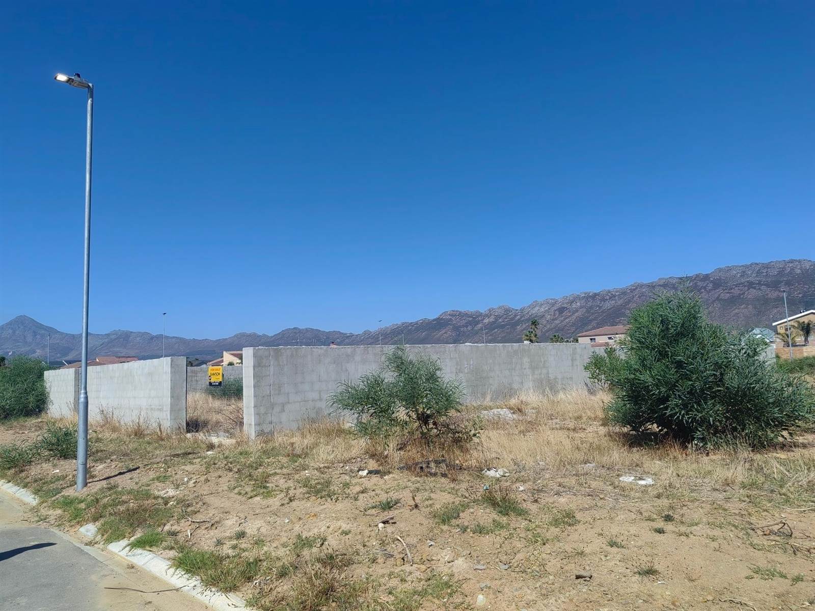 595 m² Land available in Southfork photo number 5