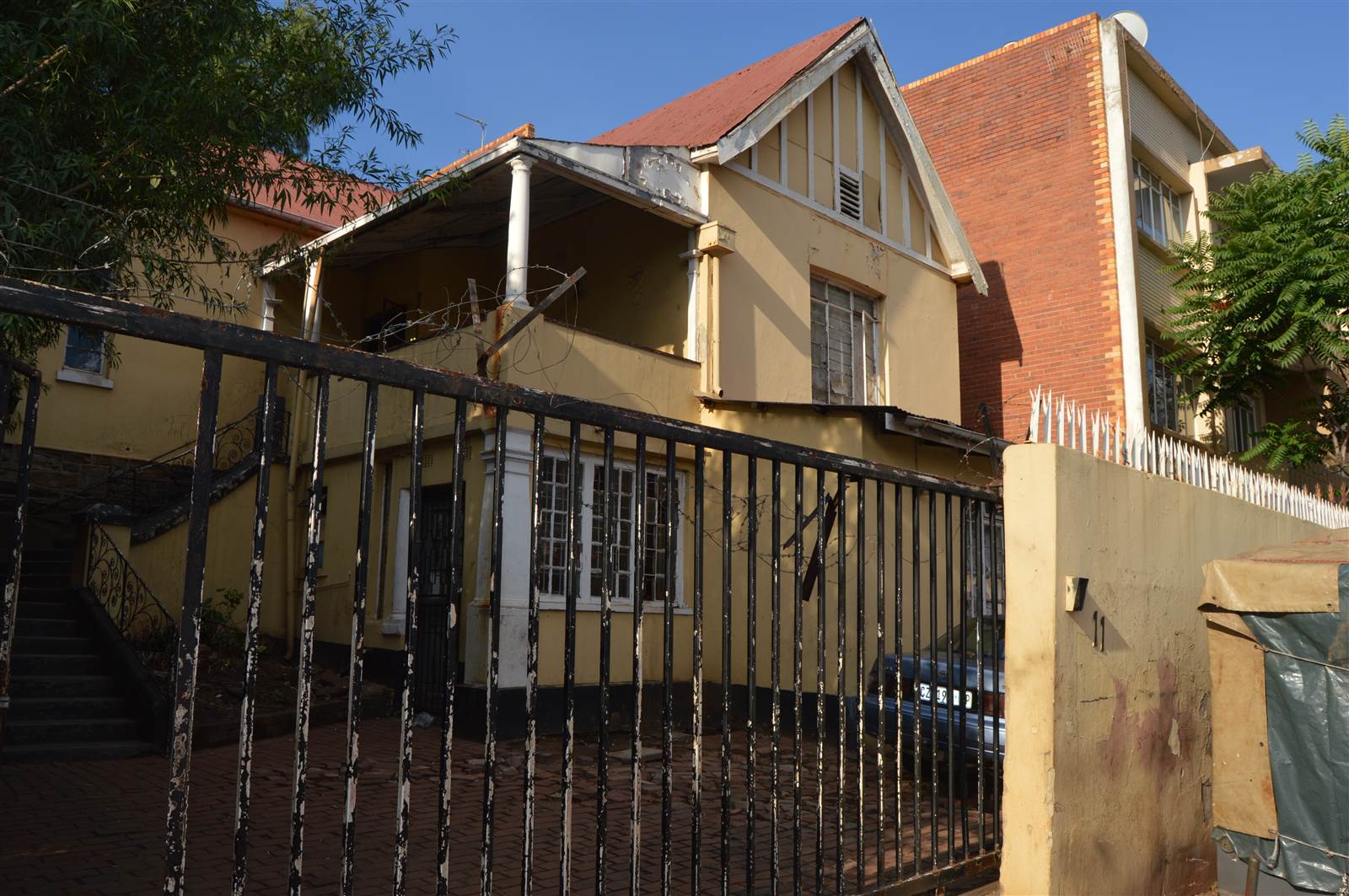 6 Bed Apartment in Yeoville photo number 15