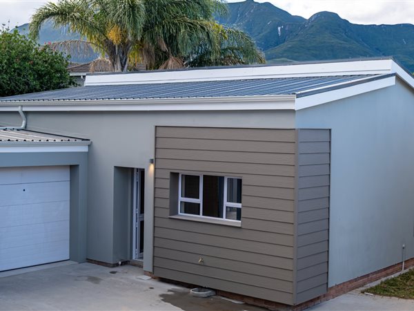 2 Bedroom Townhouse 2 Bedroom Townhouse
