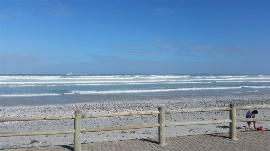 964 m² Land available in Yzerfontein photo number 16