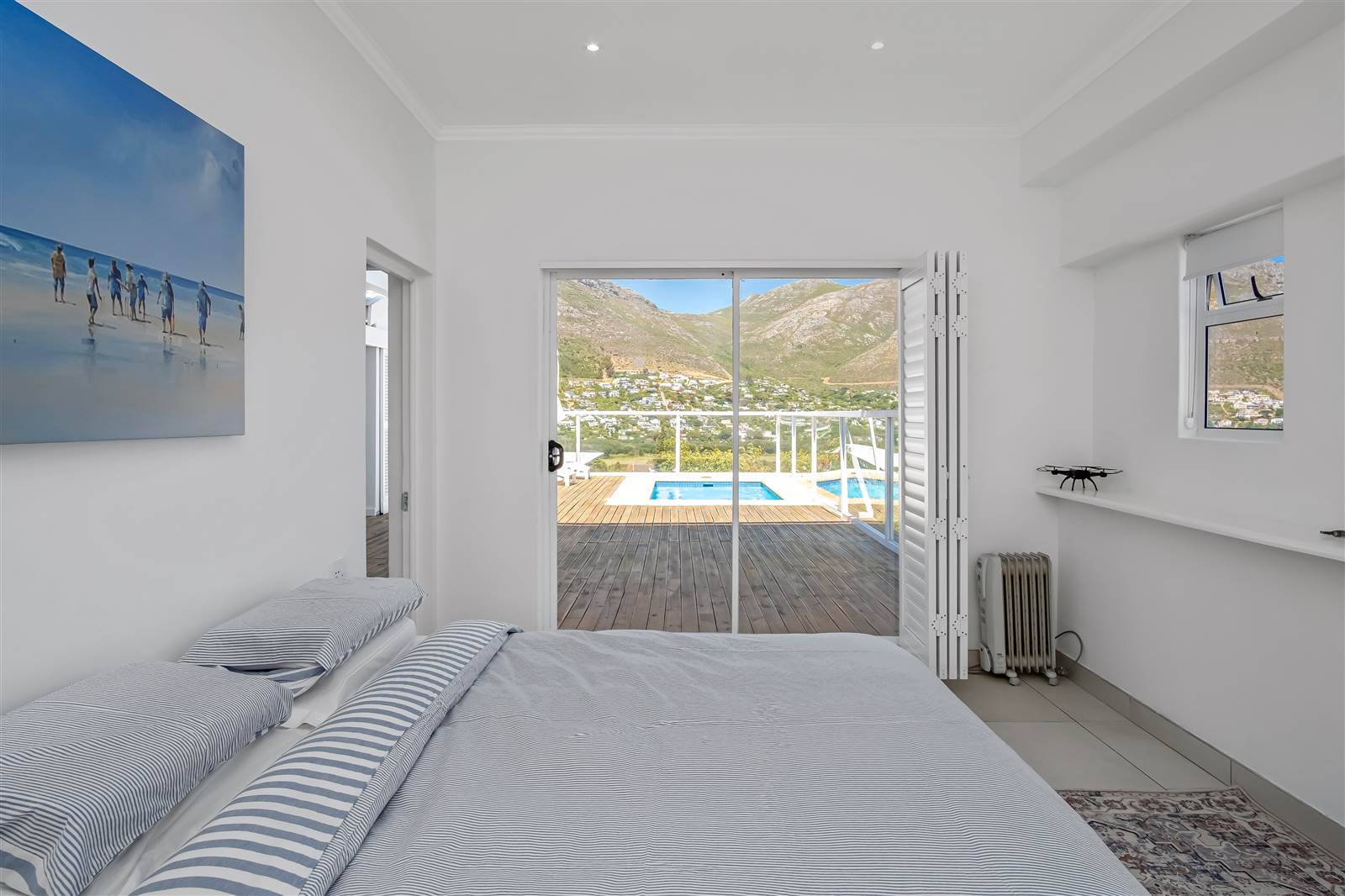 6 Bed House in Hout Bay and surrounds photo number 5